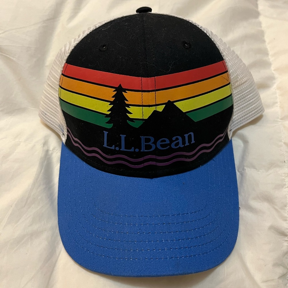 L.L.Bean trucker hat unisex